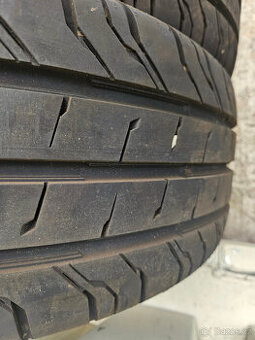 225/55R17C 109/107H CONTINENTAL