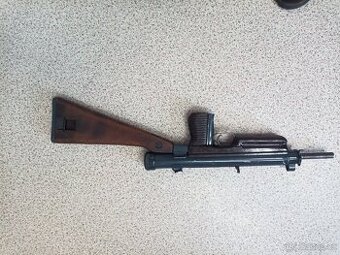 Expanzní zbraň samopal vz.24