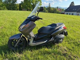Yamaha X-max 125