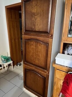 Dvířka rustikální kuchyně - dýha tmavě hnědá