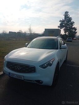 Infiniti