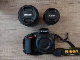 Nikon D3500 + 18-55mm VR + 70-300mm VR + nabíječka – TOP STA