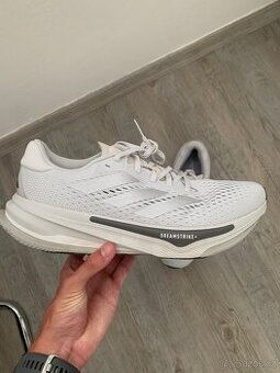 Adidas supernova prima velikost 46 2/3