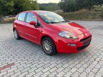 Fiat Punto 1.2i 57kW 2012 hezký stav dovoz DE