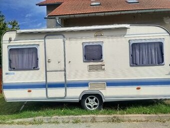 Karavan Adria
