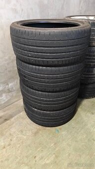 Letní pneu Tomket 225/40R18