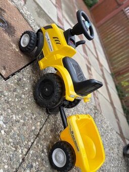 traktor s přívěsem