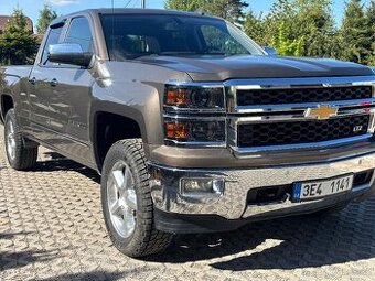 Chevrolet SILVERADO