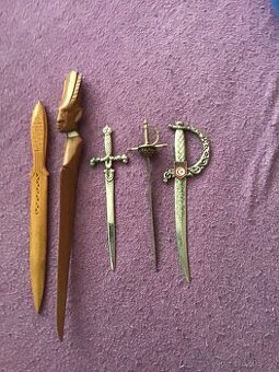 Nože na otvírání dopisů