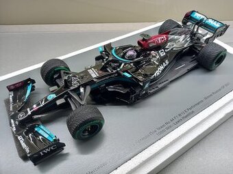 F1 MERCEDES W12 HAMILTON VÍTĚZ GP RUSKA 2021 SPARK 1:18