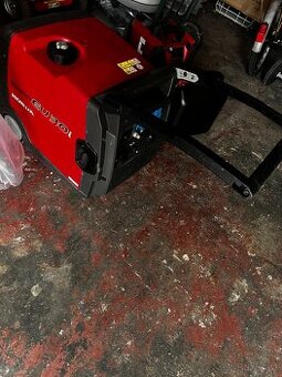 Honda EU 30i elektrocentrála invertor