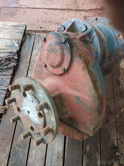 Prodám portál Zetor UŘI