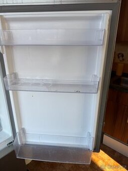 Lednice s mrazákem  Amica