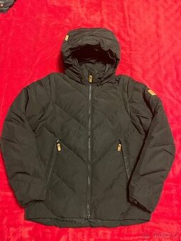 Péřová nepromokavá černá bunda / vesta Reima, vel. 158