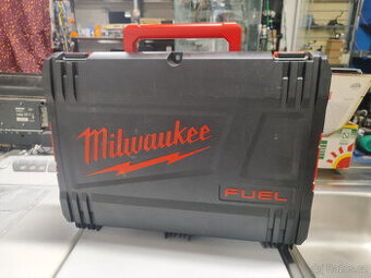 Kufr Milwaukee + Rychlonabíječka baterií M12-18 FC