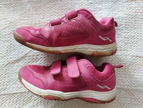 Dívčí sportovní obuv 34