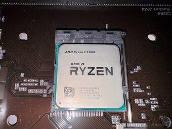 Procesor AMD Ryzen 3 2200G AM4