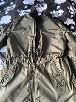 Dámská jarní / podzimní zelená bunda S