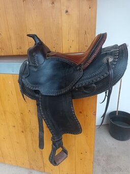 Westernove sedlo ve velmi dobrem stavu