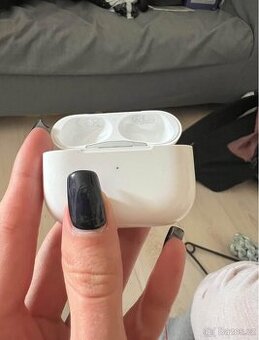 Náhradní nabijecí pouzdro case AirPods Pro Mag Safe