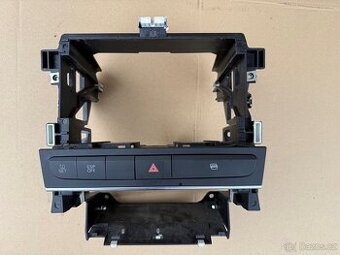 Audi A3 8P koš pro 2din radio.