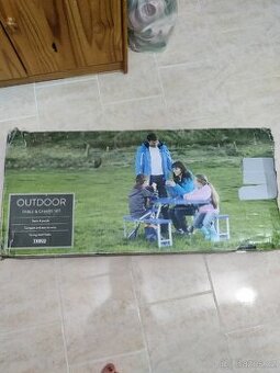 Kempingovy stůl pro 4 osoby