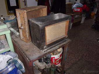 rozhlas po drátě-dráťák