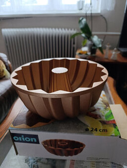 forma na bábovku z Orionu