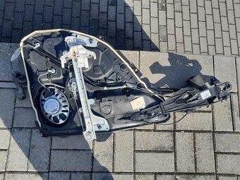 Prodám Ford Fusion 2008 výplň PZ dveří vnitřní panel + zámek