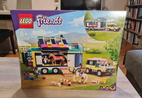 LEGO® Friends 41722 Auto s přívěsem pro koně nové - 1