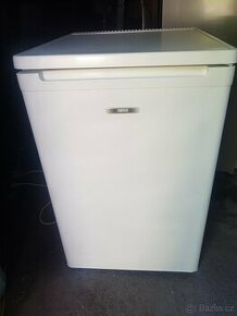 lednička s mrazákem Whirlpool 190x60cm A+