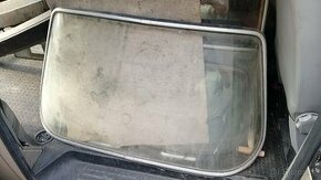 Čelní a zadní okno škoda 110r