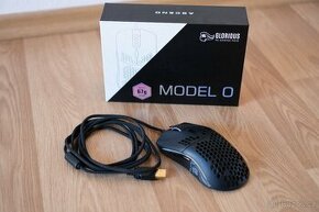 Glorious Model O - herní myš - černá
