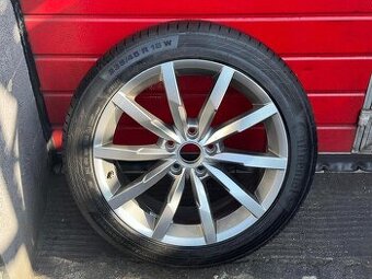 Original ALU kolo VW Monterrey 18" 8J ET44 + 235/45/R18
