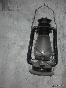 petrolejova lampa - 1