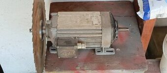Elektromotor