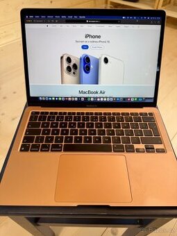 MacBook Air M1 (2020)