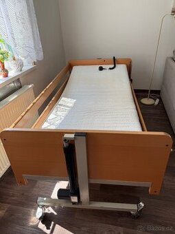 Prodám elektrickou polohovací postel