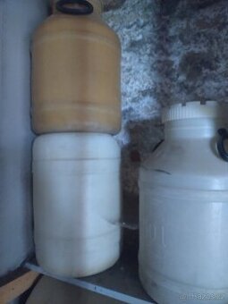 50L Sudy od nafty+ruční pumpa