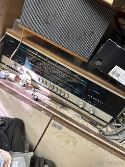 Gramofon Tesla plus repro
