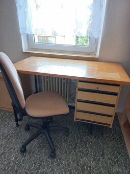 Kanceláře psací stůl + židle