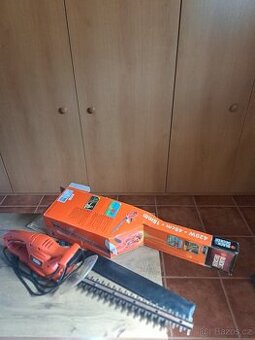 Prodám nůžky na živý plot Black & Decker