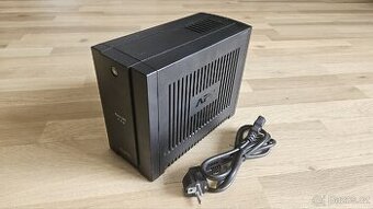 Záložní zdroj UPS APC BX700UI