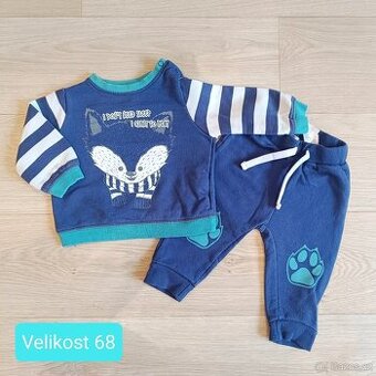 Komplet / teplákovka vel. 68