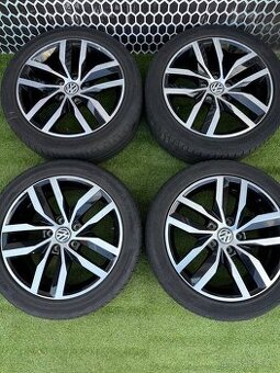 Golf 6/7 - 225/45 R17 ORIGINÁLNÍ SADA