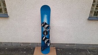 Kvalitní snowboard Crazy Creek 151 cm