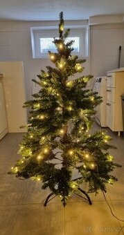 Vánoční stromek 120cm