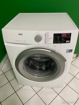 Pračka AEG L6FBI48SC. Antialrg. A+++. 1400 ot/min. 8kg.