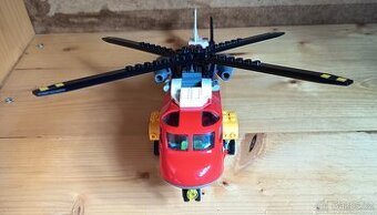Lego hasičský vrtulník