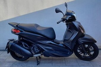 Piaggio Beverly 300 HPE, 2023, TOP stav, 6000km